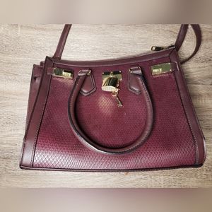Like New Aldo Purse!